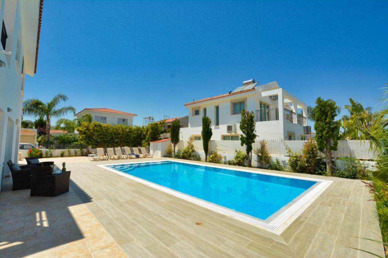 Blue Sea Villa Protaras Bagian luar foto