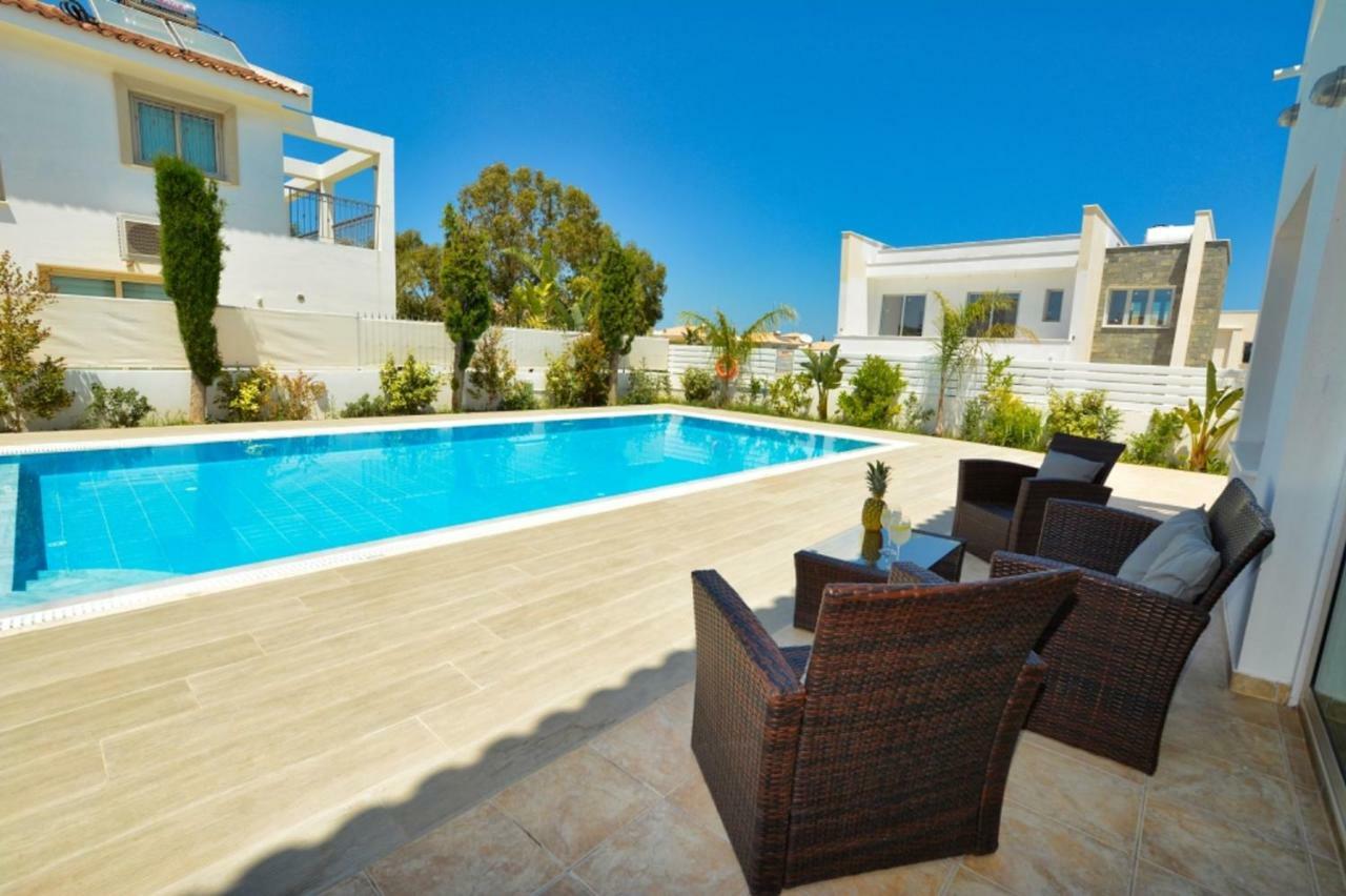 Blue Sea Villa Protaras Bagian luar foto